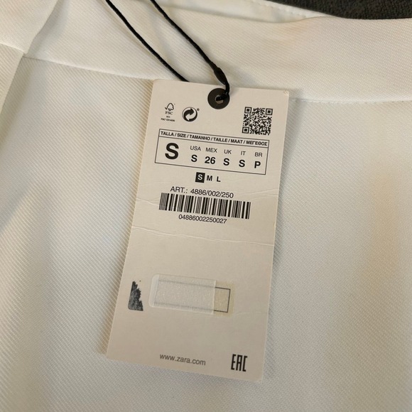 Zara Cream Women's Bermuda Shorts - Picture 3 of 13